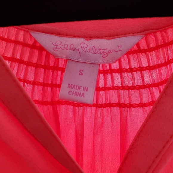 Lilly Pulitzer Elsa top, size small - Picture 6 of 6